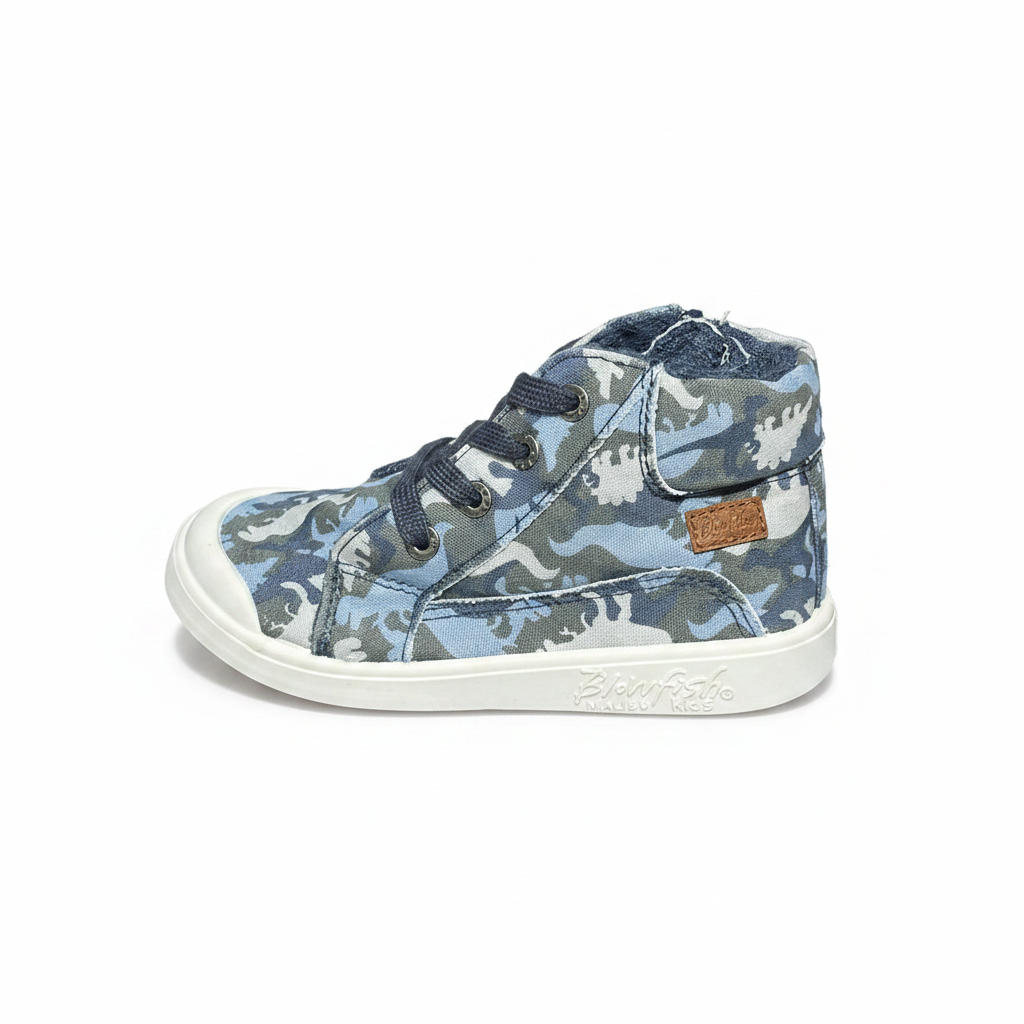 Kid's Blowfish Malibu Navy Camo Canvas Sneakers Size 11