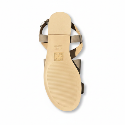 Women's Market And Spruce Criss-Cross Light Brown Strappy Sandals Size 9