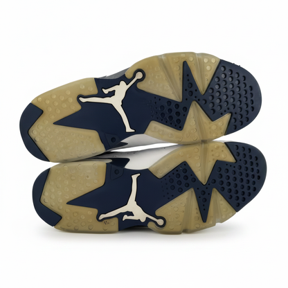 Kids Jordan 6 Retro Midnight Navy (2022) Size 7Y - Preowned