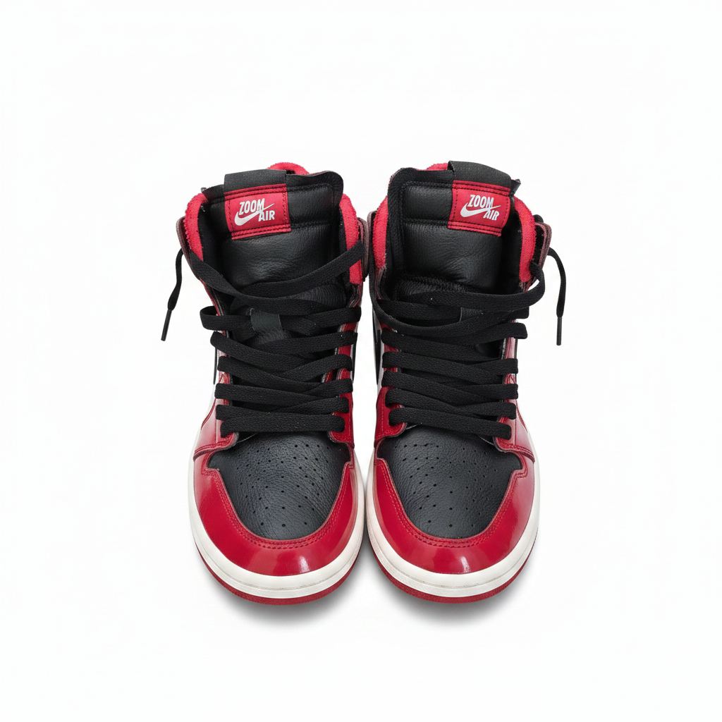 Women's Jordan 1 Zoom Air CMFT Patent Chicago (CT0979 610) Size 9 Red/Black/White - Pre-owned