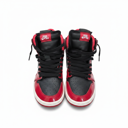 Women's Jordan 1 Zoom Air CMFT Patent Chicago (CT0979 610) Size 9 Red/Black/White - Pre-owned
