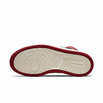Women's Jordan 1 Zoom Air CMFT Patent Chicago (CT0979 610) Size 9 Red/Black/White - Pre-owned
