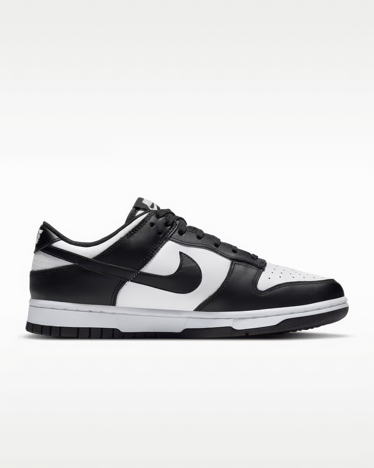 Unisex Nike Dunk Low "Panda" Sneakers 8.5W / 7M White/Black-White